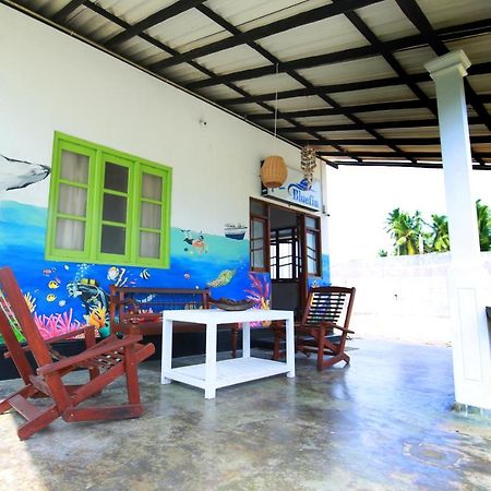 Bluefin Adventure And Deep Sea Fishing Hostel Hikkaduwa Exterior photo